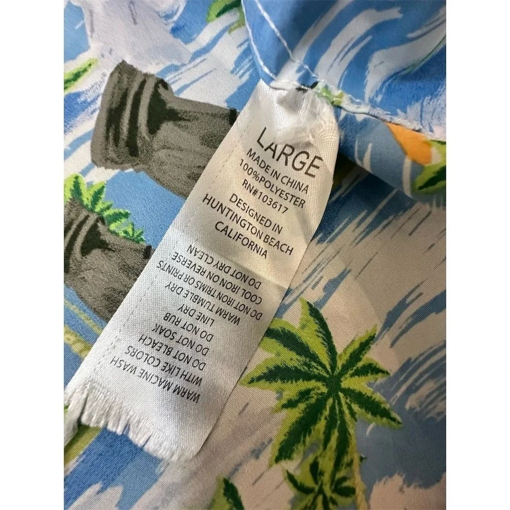 CSTL Men's Hawaiian Shirt L Tiki‎ Graphic Print Short Sleeve Casual